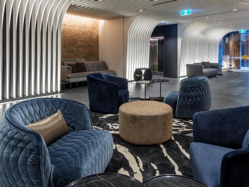 Skye Suites סידני מראה חיצוני תמונה The lounge at the airport