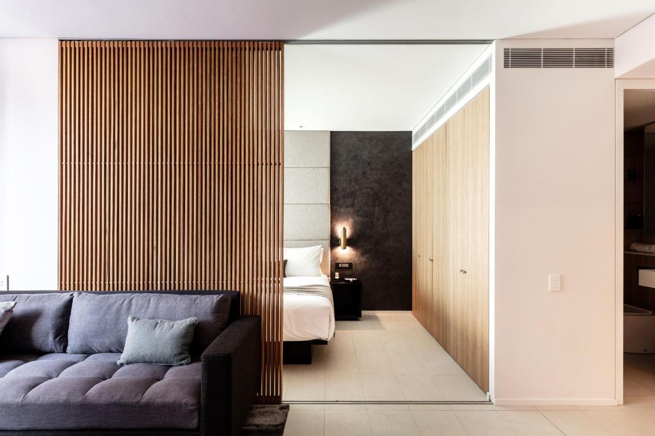 Skye Suites סידני מראה חיצוני תמונה A sliding door